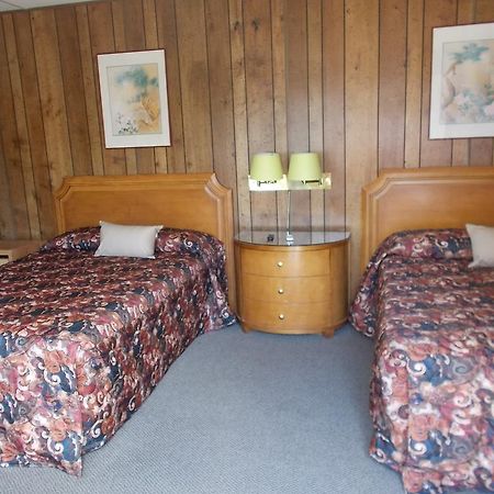 Atomic Inn Beatty Near Death Valley ภายนอก รูปภาพ