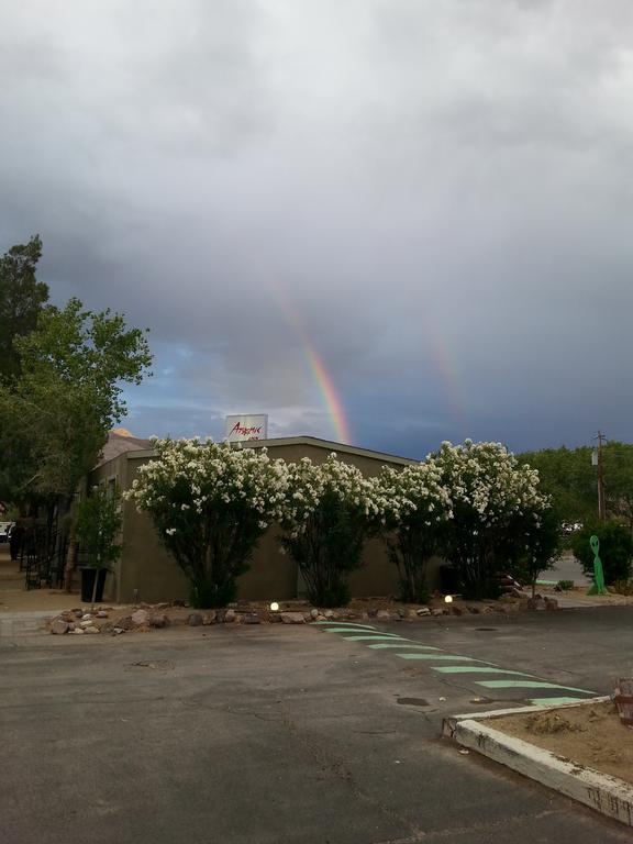 Atomic Inn Beatty Near Death Valley ภายนอก รูปภาพ